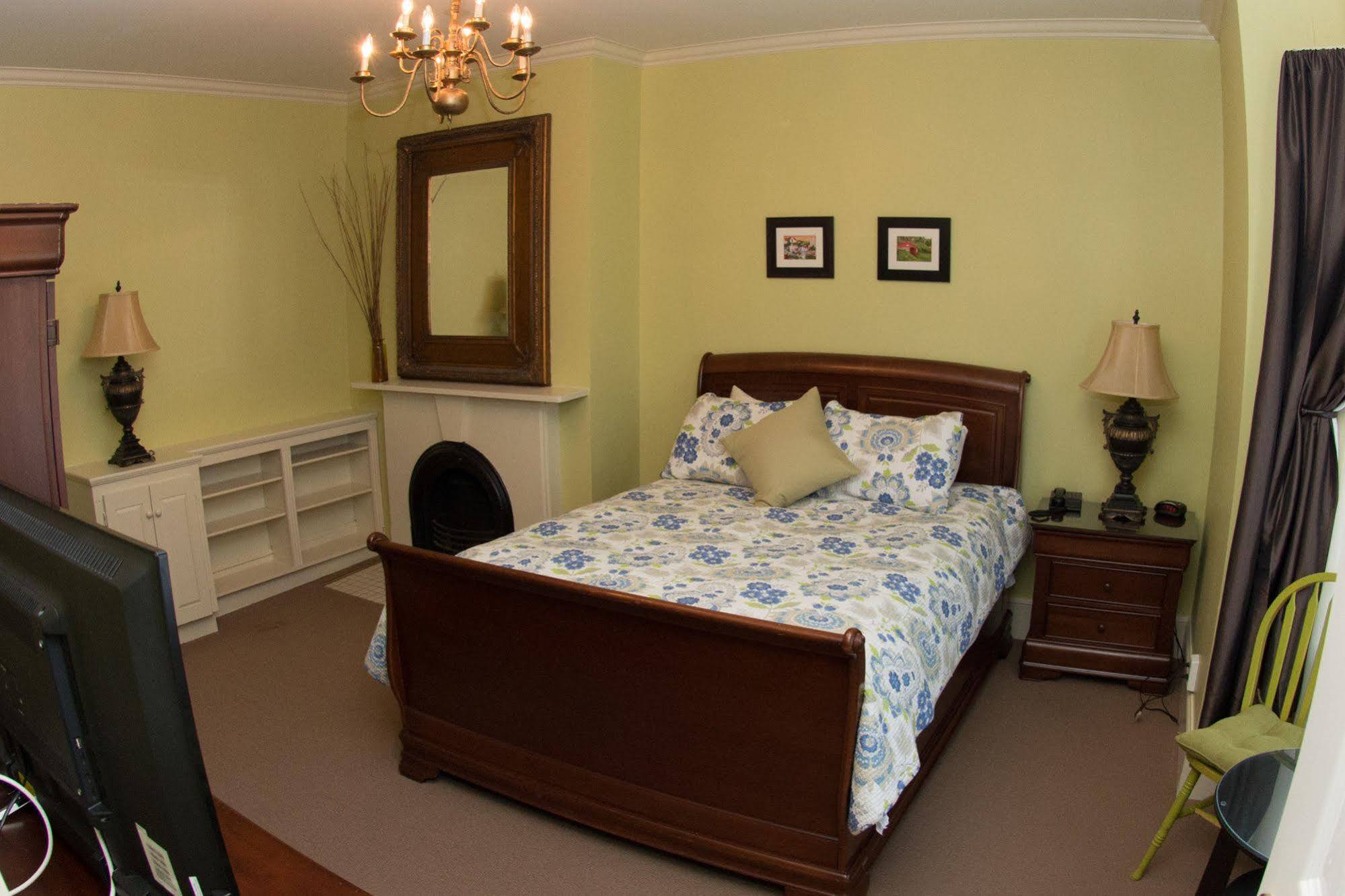 The Elizabeth Manor Guesthouse St. John's Exterior photo